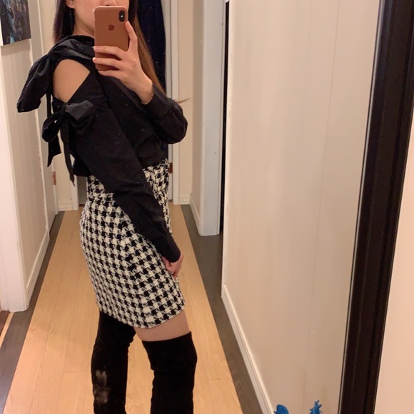 Brand New Central Park West Blouse cut-off shoulder bow-tie - Picture 1 of 7